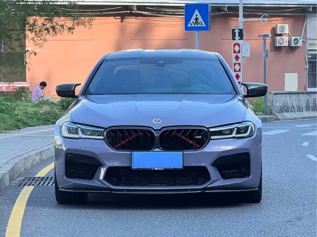 BMW M5 2023 из CN, фото 2