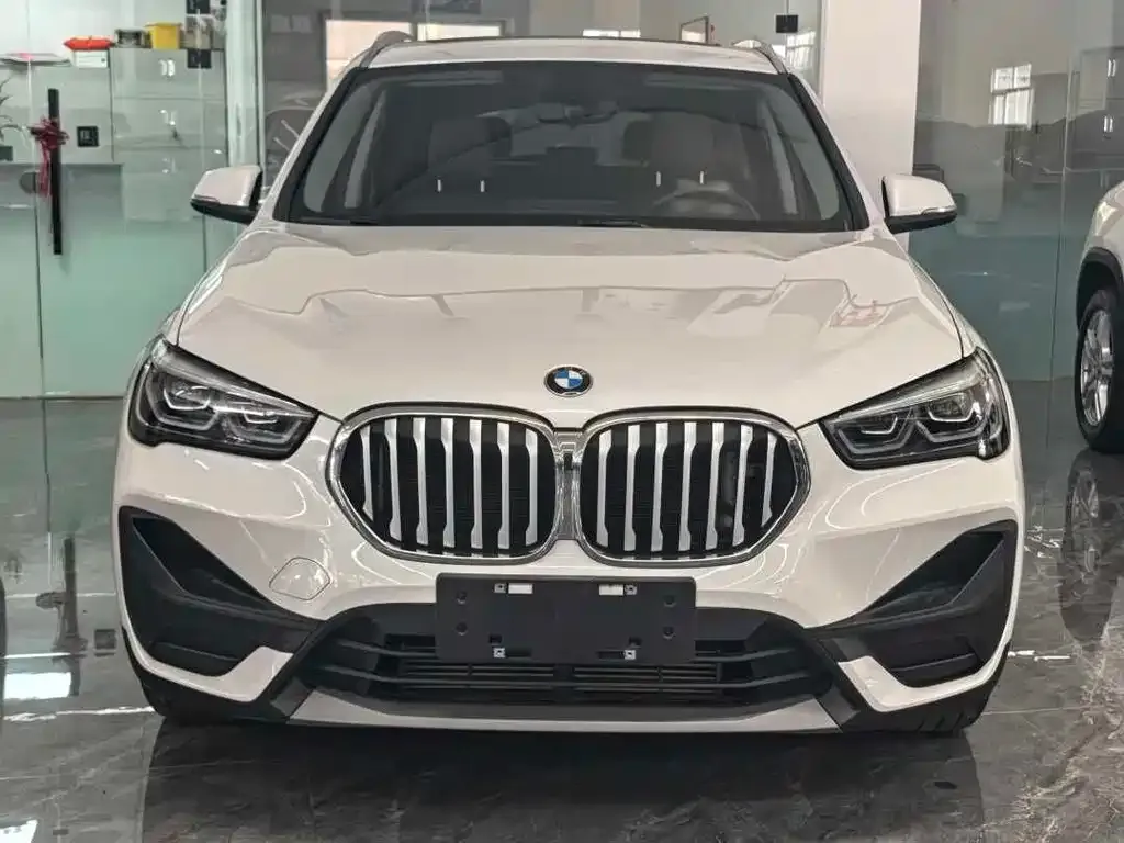 BMW X1 2021 из CN, фото 1