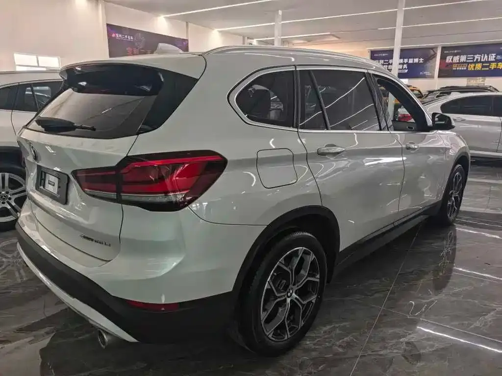 BMW X1 2021 из CN, фото 2