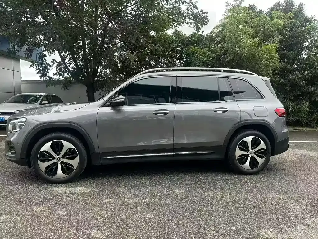 Mercedes-Benz GLB 2023 из CN, фото 2