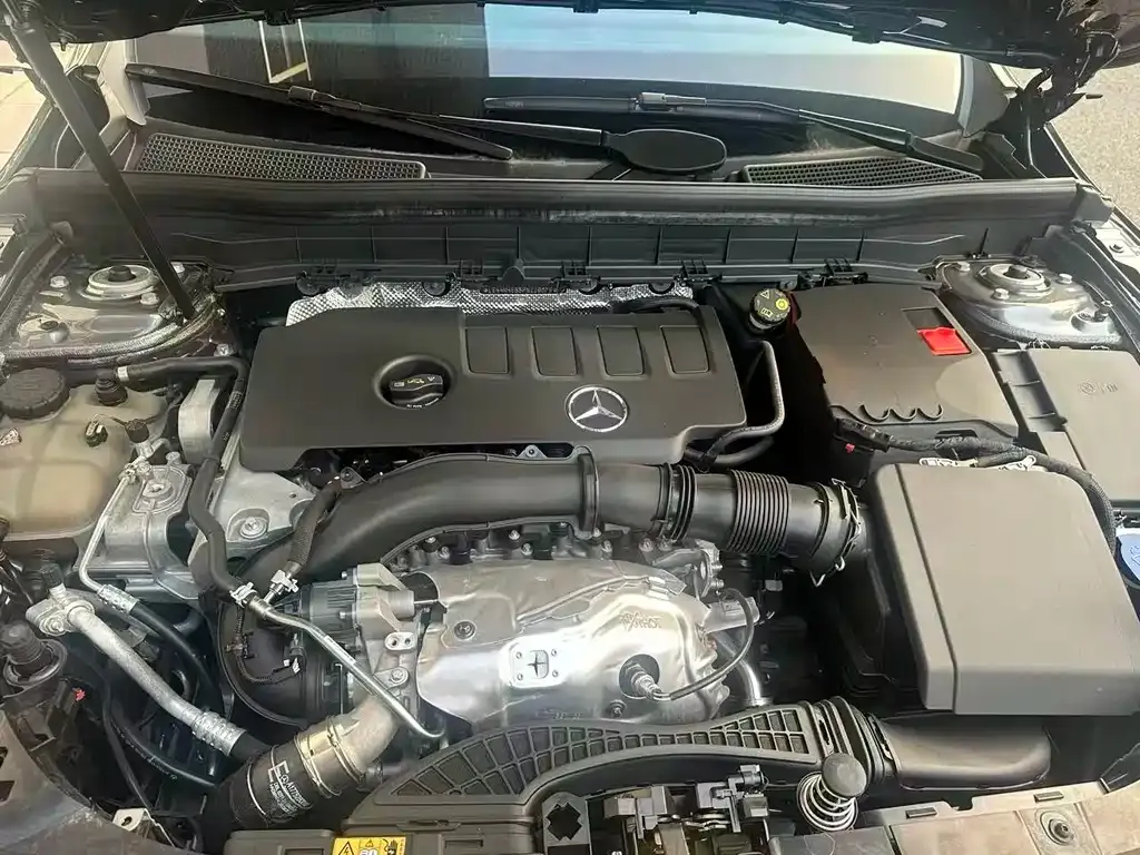 Mercedes-Benz GLB 2023 из CN, фото 5