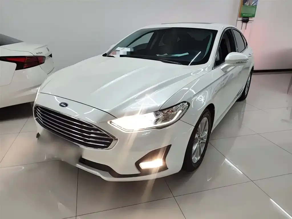 Ford Mondeo 2021 из CN, фото 2