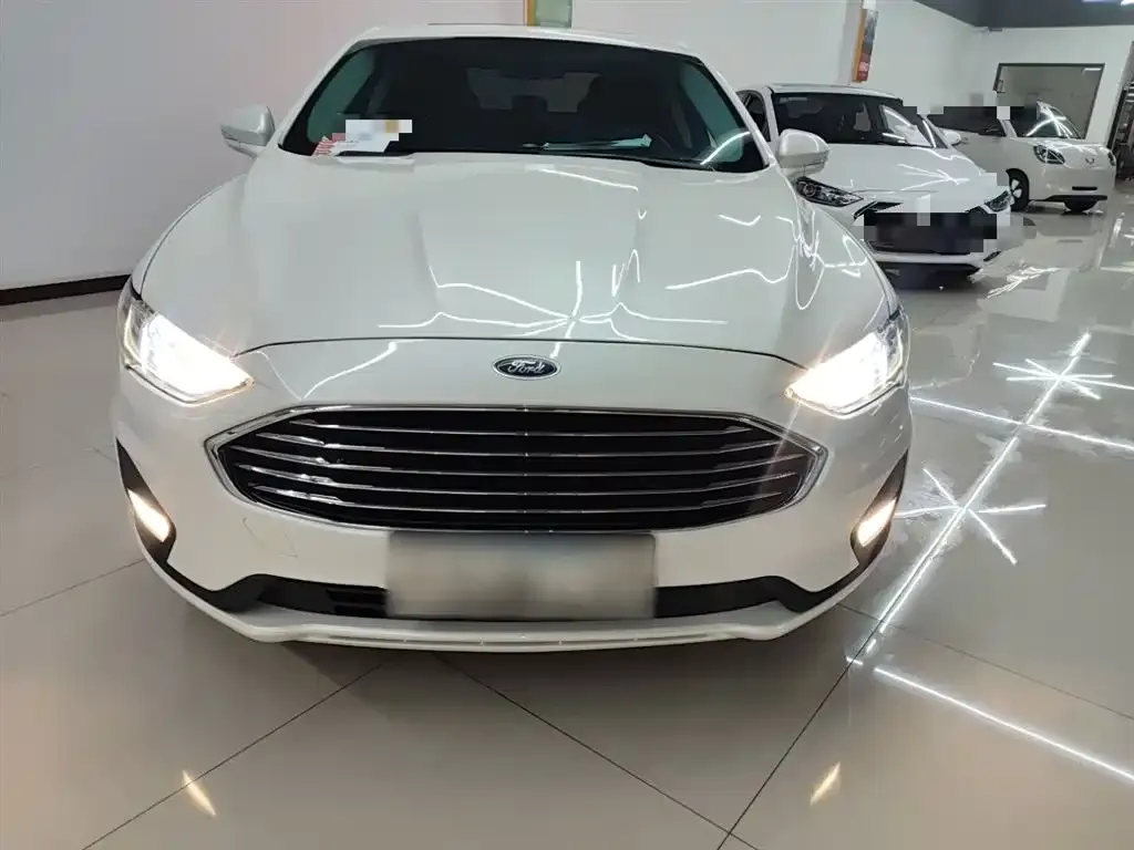 Ford Mondeo 2021 из CN, фото 3