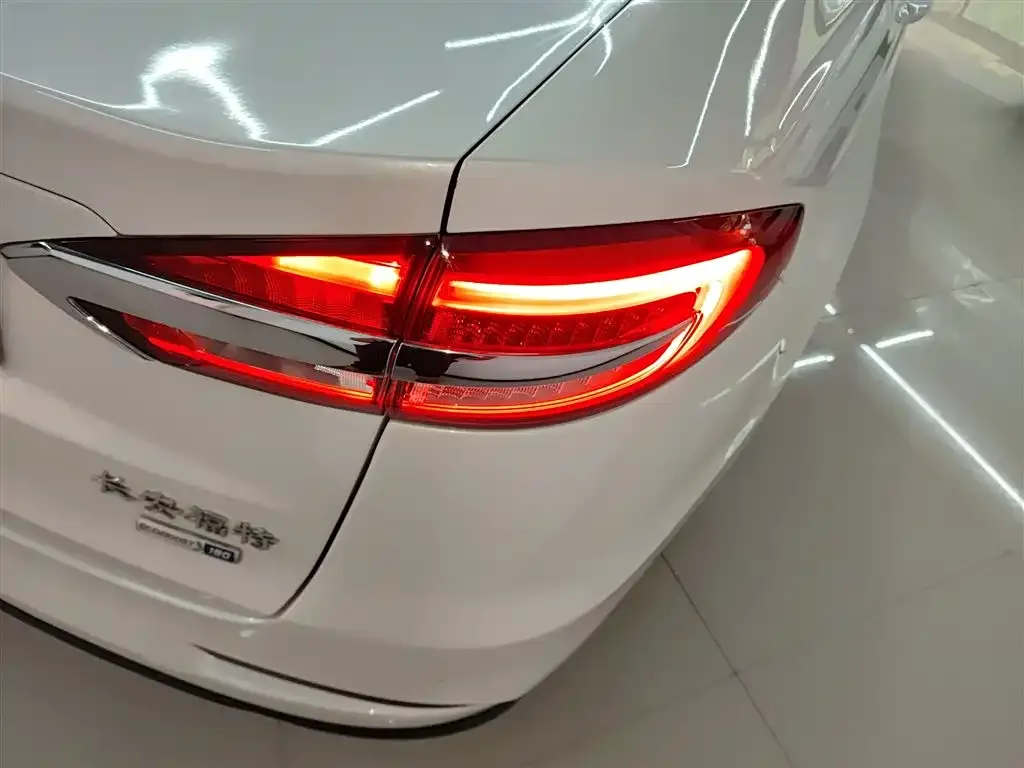 Ford Mondeo 2021 из CN, фото 7