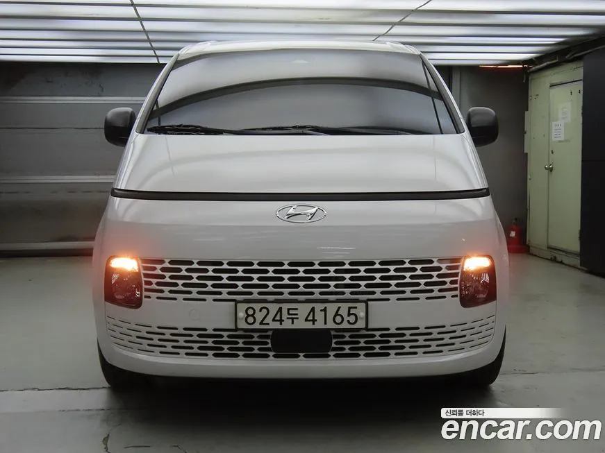 Hyundai Staria 2022 из KR, фото 2