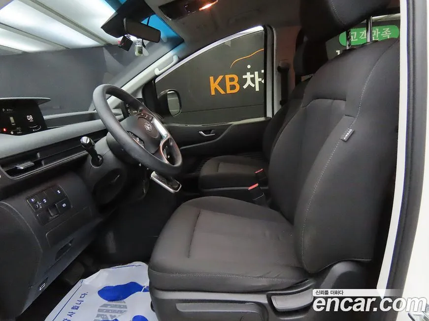 Hyundai Staria 2022 из KR, фото 6