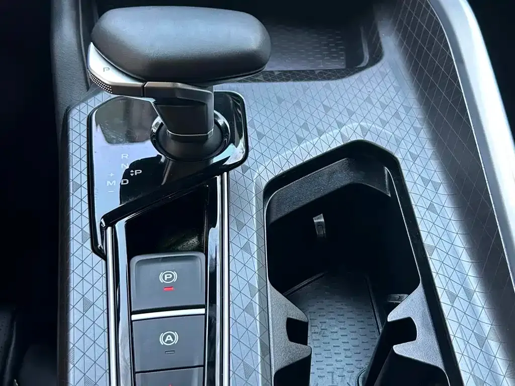 Geely Xingrui 2023 из CN, фото 8
