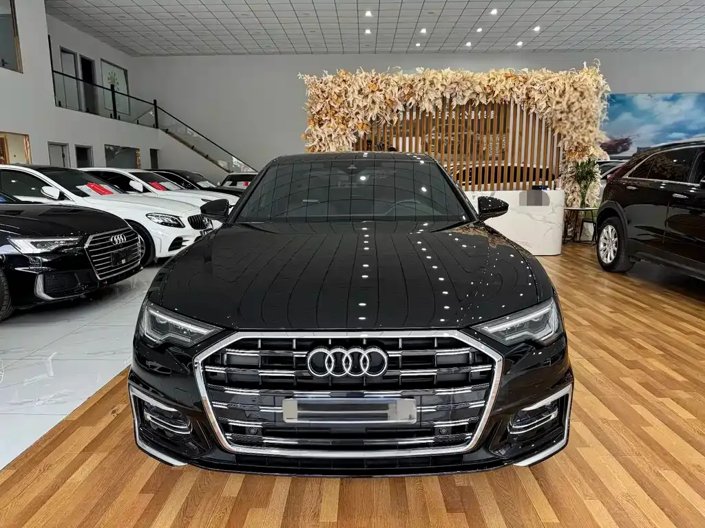 Audi A6L 2024 из CN, фото 2