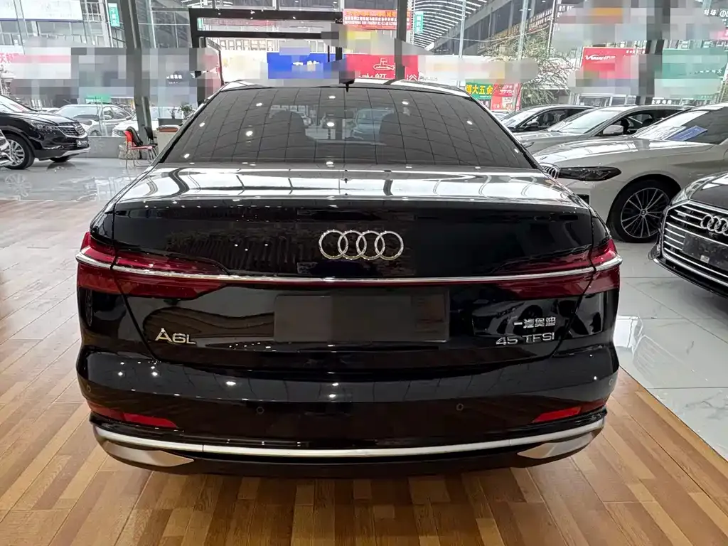 Audi A6L 2024 из CN, фото 5