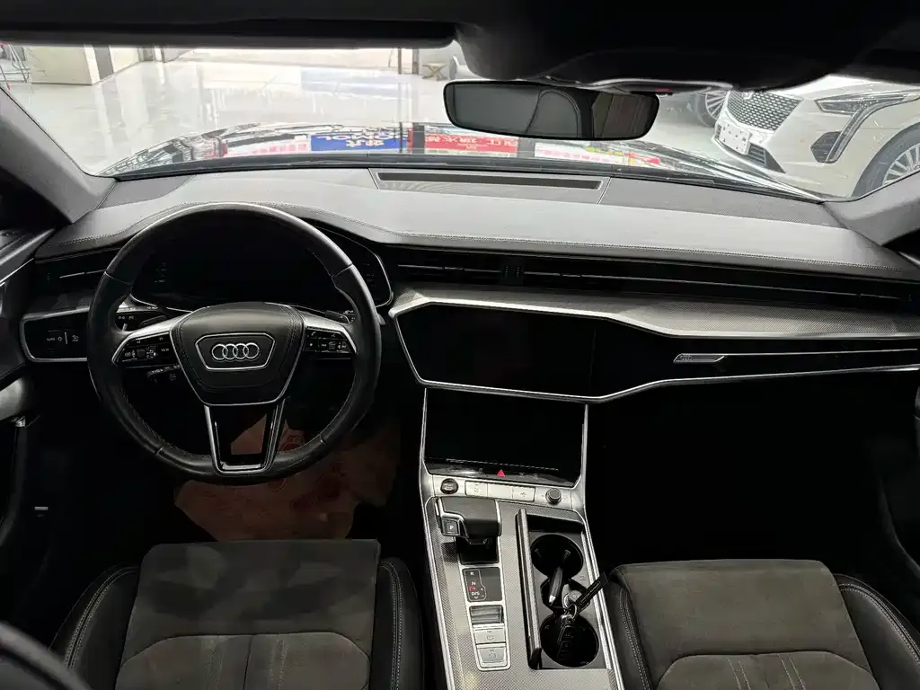 Audi A6L 2024 из CN, фото 8