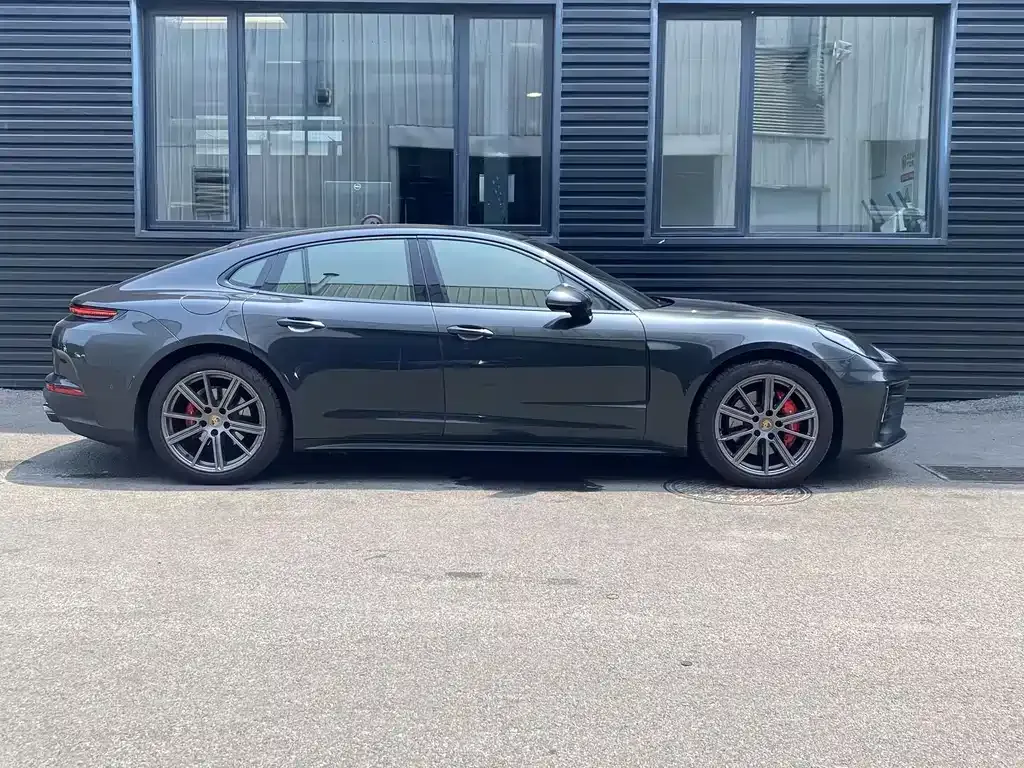 Porsche Panamera 2024 из CN, фото 4
