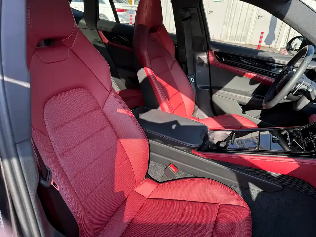 Porsche Panamera 2024 из CN, фото 9