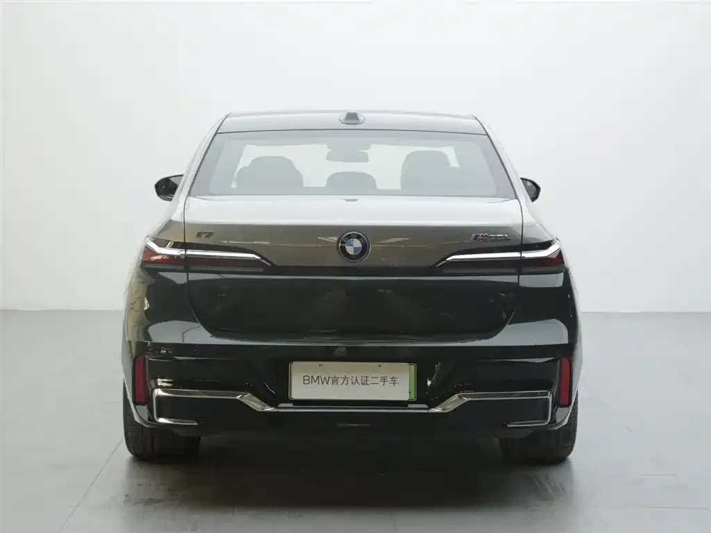 BMW i7 M70L 2023 из CN, фото 5