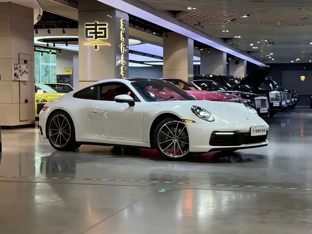 Porsche 911 2024 из CN, фото 3