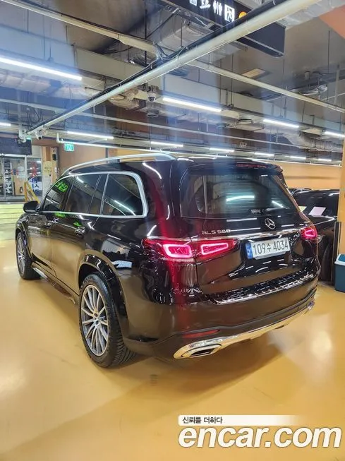 Mercedes-Benz GLS-Class — фото 2