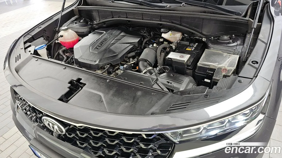 Kia Sorento — фото 6