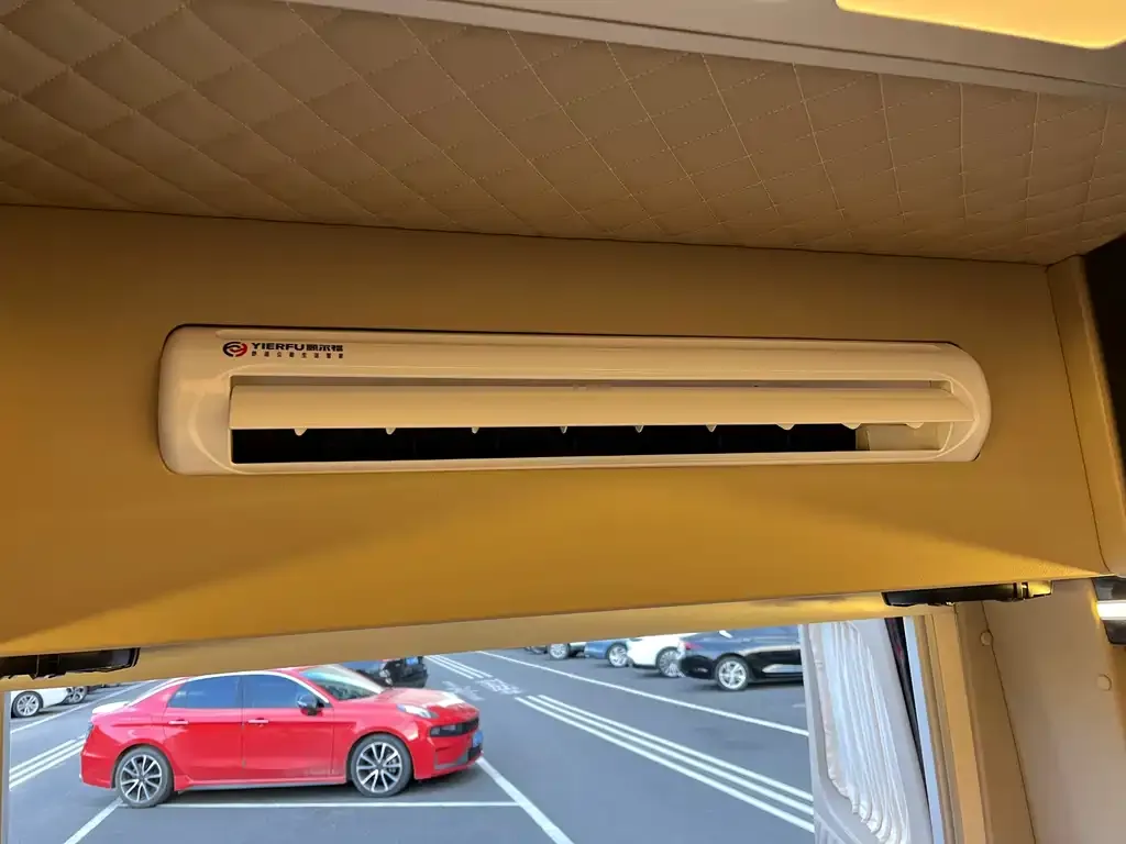 Ford Transit 2023 из CN, фото 6