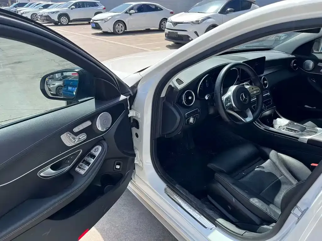 Mercedes-Benz C-Class 2021 из CN, фото 2
