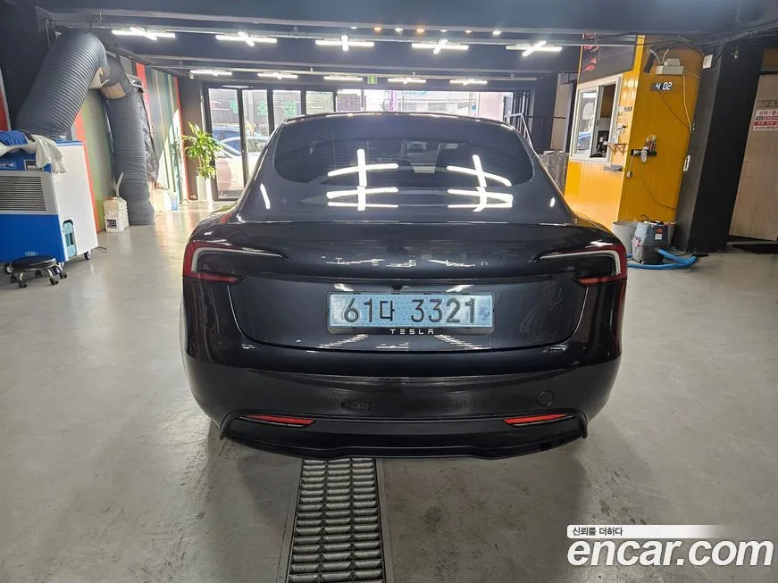 Tesla Model 3 2025 из KR, фото 4