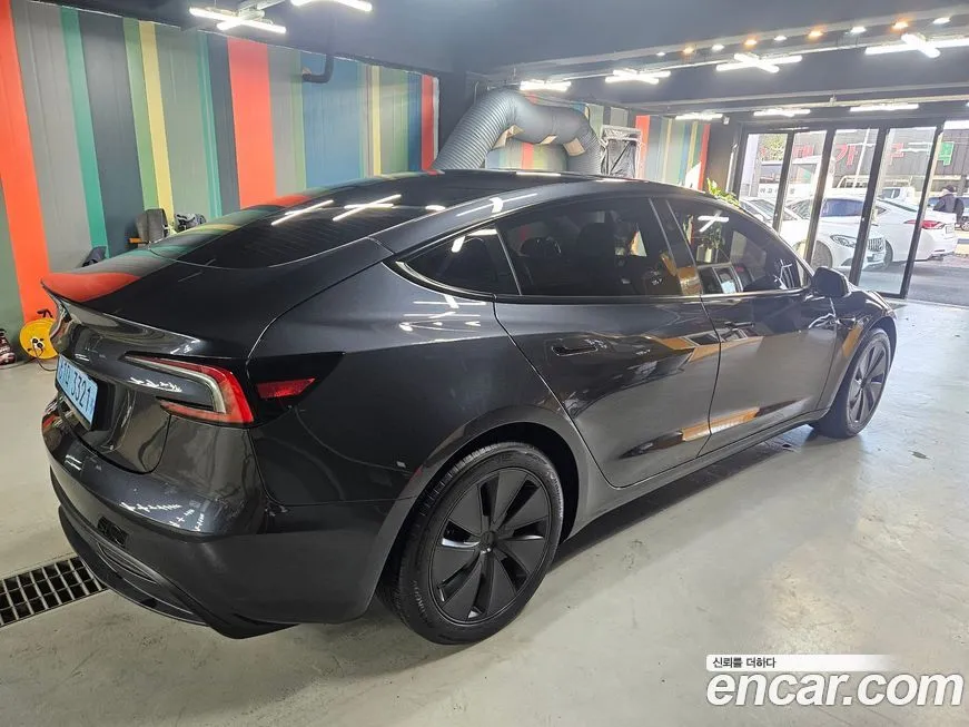 Tesla Model 3 2025 из KR, фото 5