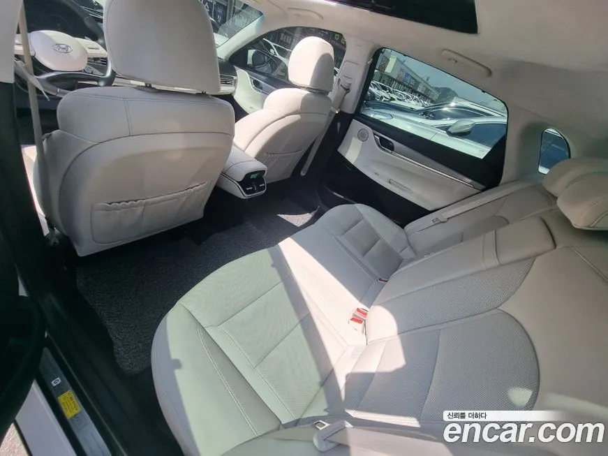 Hyundai Grandeur 2023 из KR, фото 8