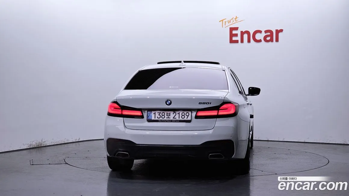 BMW 5-Series 2023 из KR, фото 4