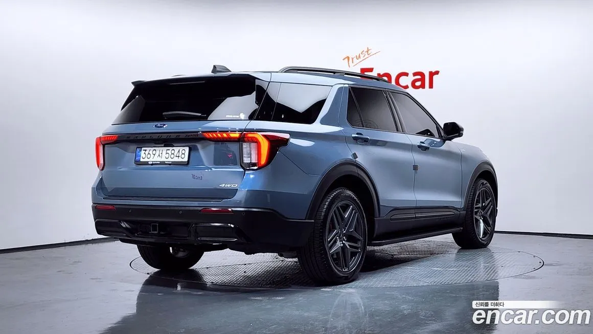 Ford Explorer 2025 из KR, фото 2