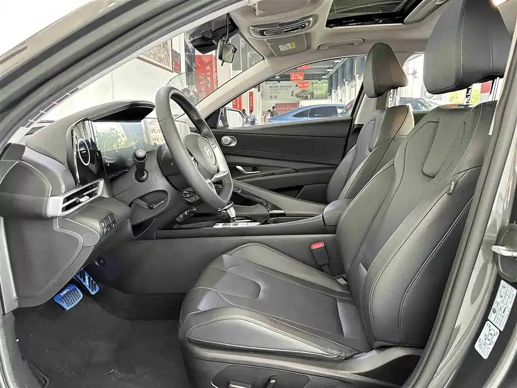Hyundai Elantra 2024 из CN, фото 4