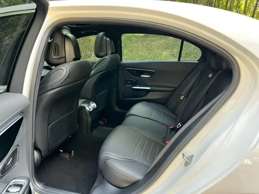 Mercedes-Benz C-Class 2023 из CN, фото 5