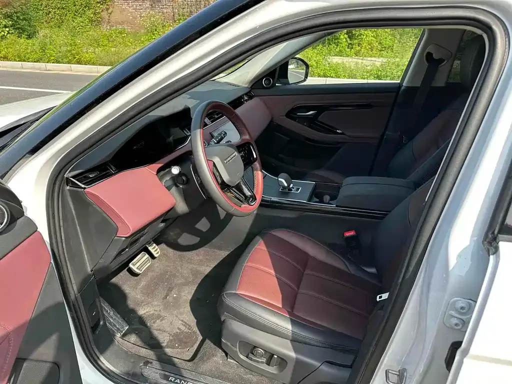 Land Rover Evoque 2024 из CN, фото 10