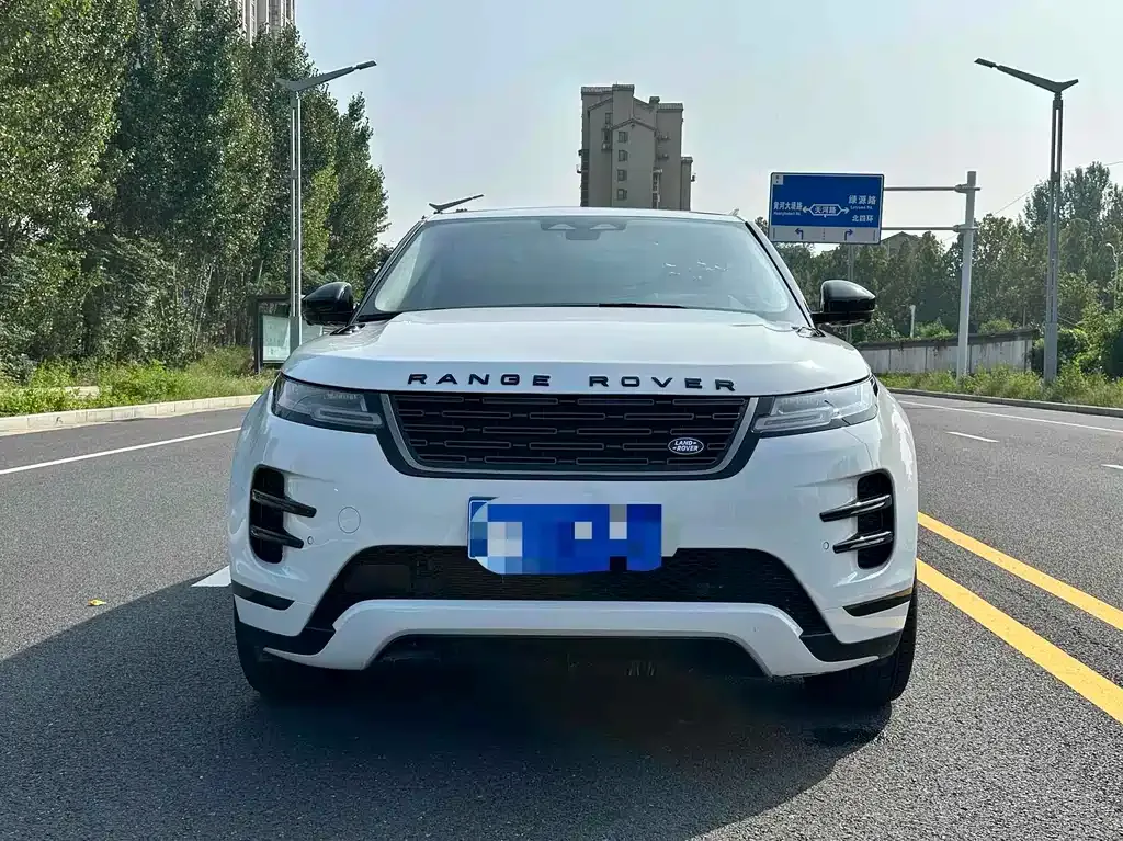 Land Rover Evoque 2024 из CN, фото 2