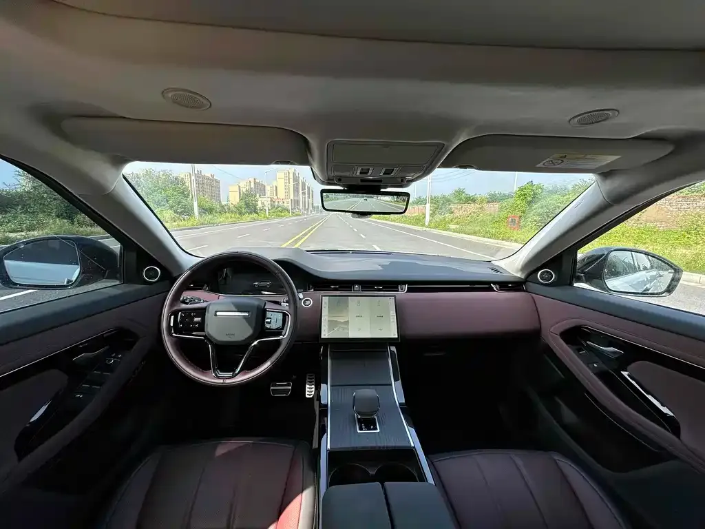 Land Rover Evoque 2024 из CN, фото 8