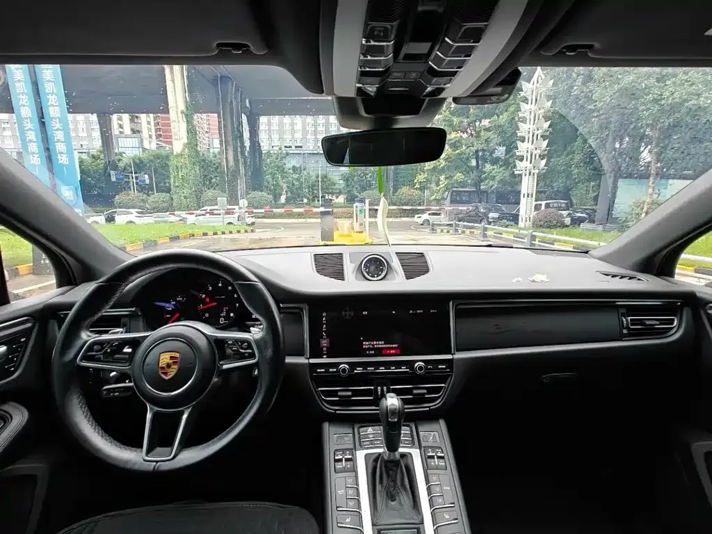 Porsche Macan 2021 из CN, фото 10