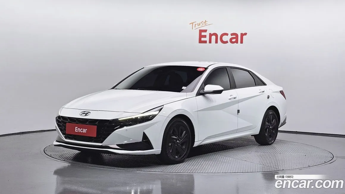 Hyundai AVANTE 2023 из KR, фото 1