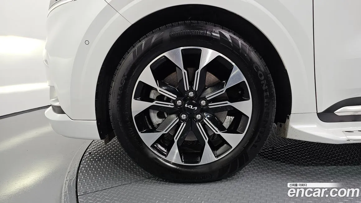 Kia Carnival 2023 из KR, фото 5