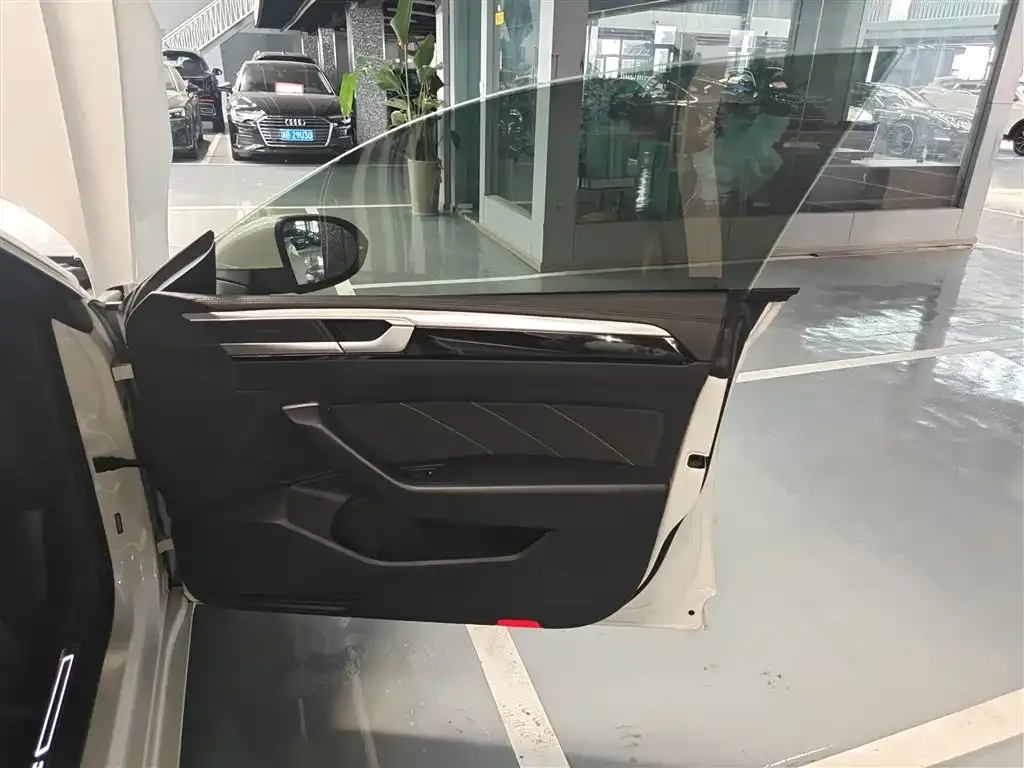 Volkswagen CC 2021 из CN, фото 6