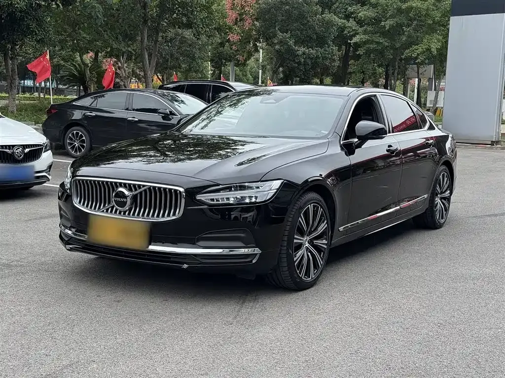 Volvo S90 2024 из CN, фото 2