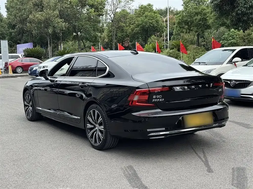 Volvo S90 2024 из CN, фото 7