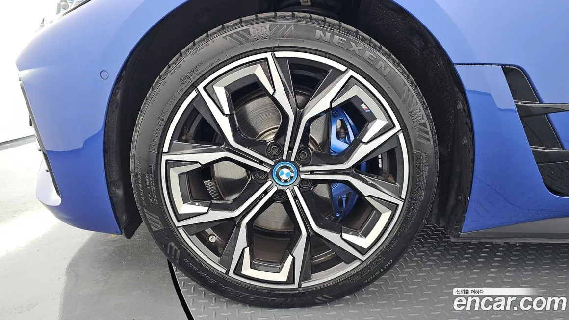 BMW i4 2024 из KR, фото 5