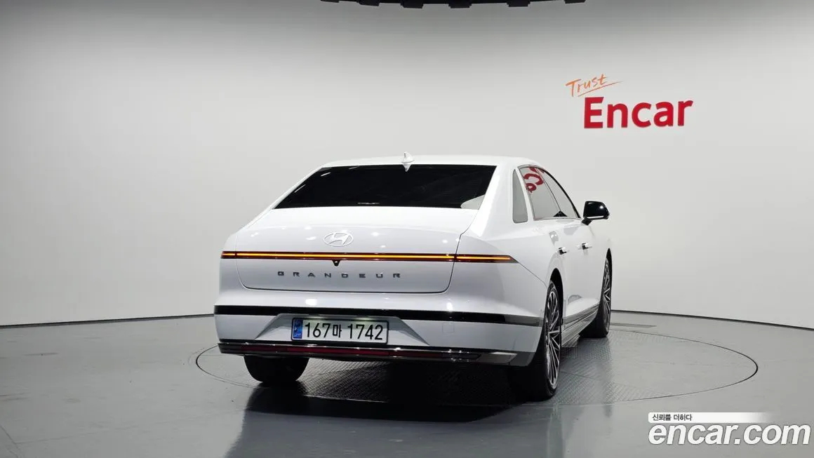 Hyundai Grandeur 2023 из KR, фото 4