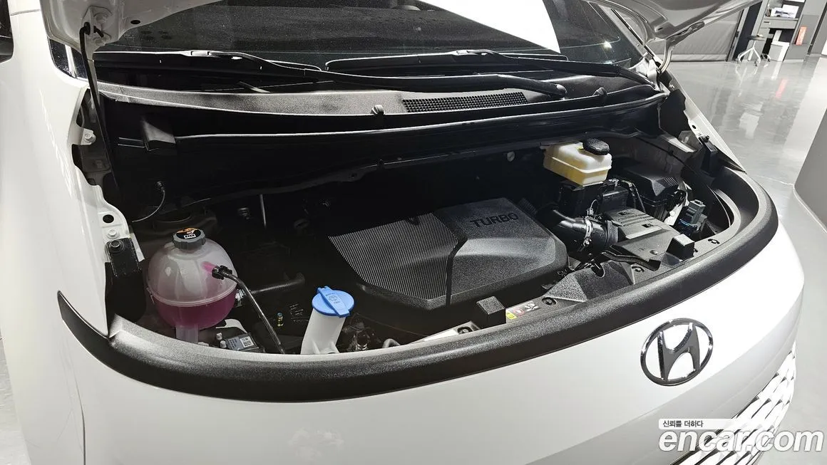 Hyundai Staria 2024 из KR, фото 6