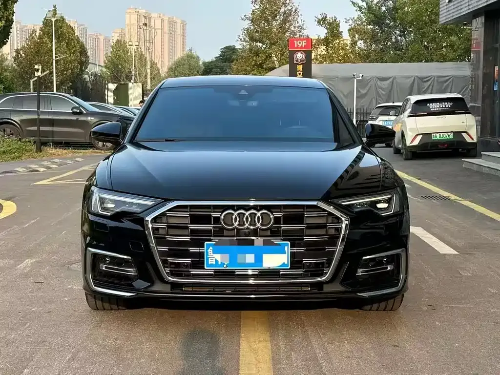 Audi A6L 2025 из CN, фото 2