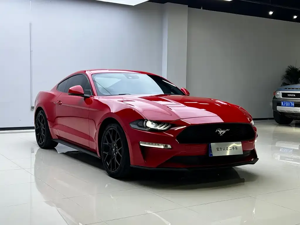 Ford Mustang 2022 из CN, фото 2