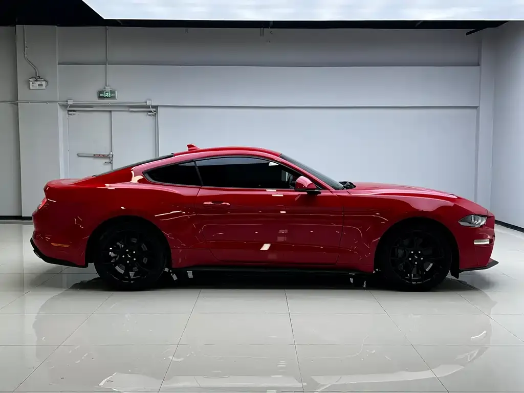 Ford Mustang 2022 из CN, фото 4