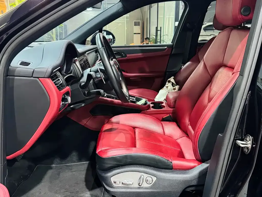 Porsche Macan 2023 из CN, фото 7