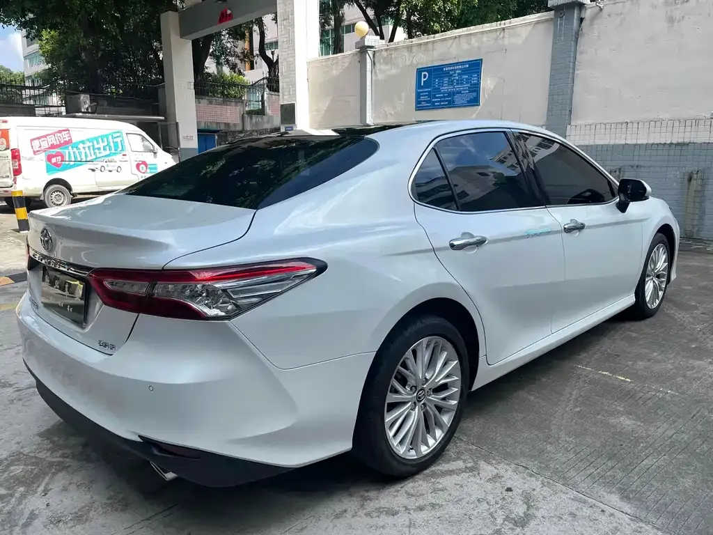 Toyota Camry 2021 из CN, фото 10