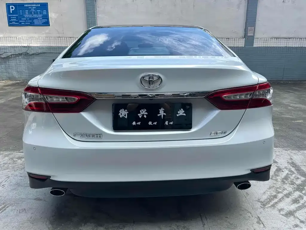 Toyota Camry 2021 из CN, фото 9