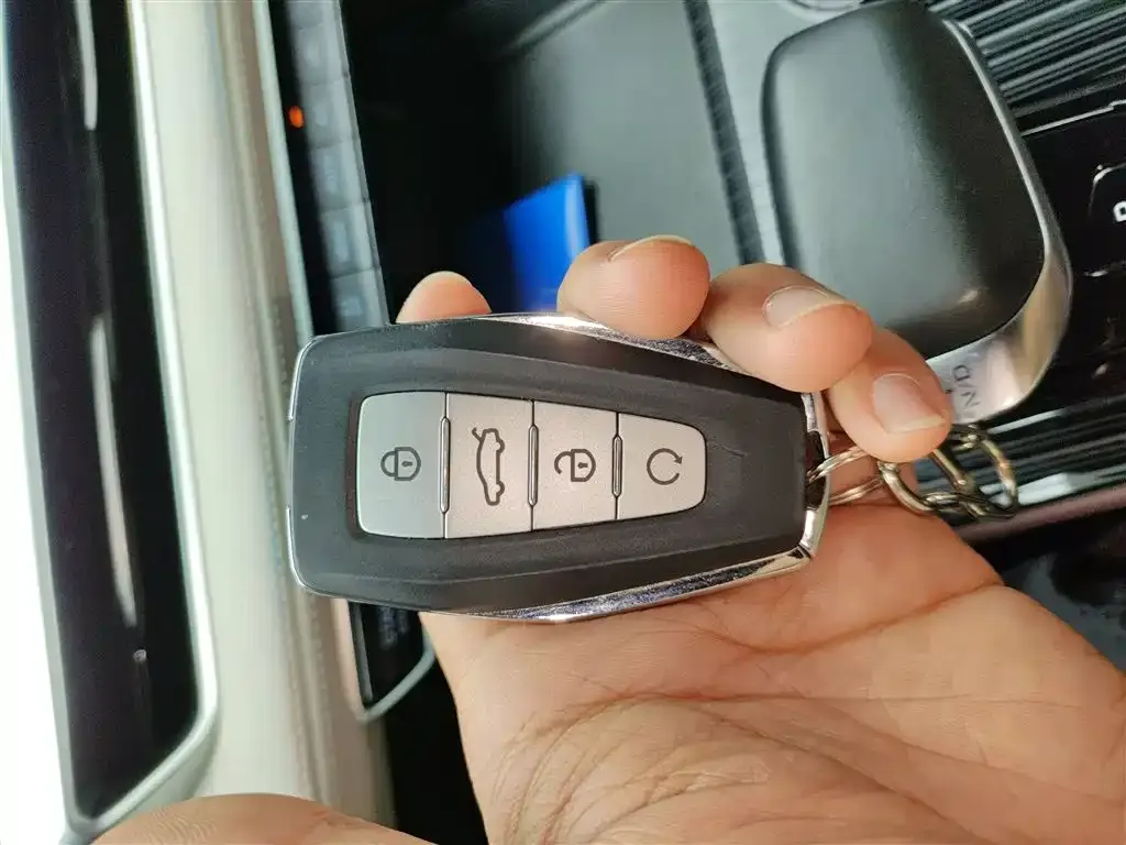 Geely Xingyue L 2023 из CN, фото 9