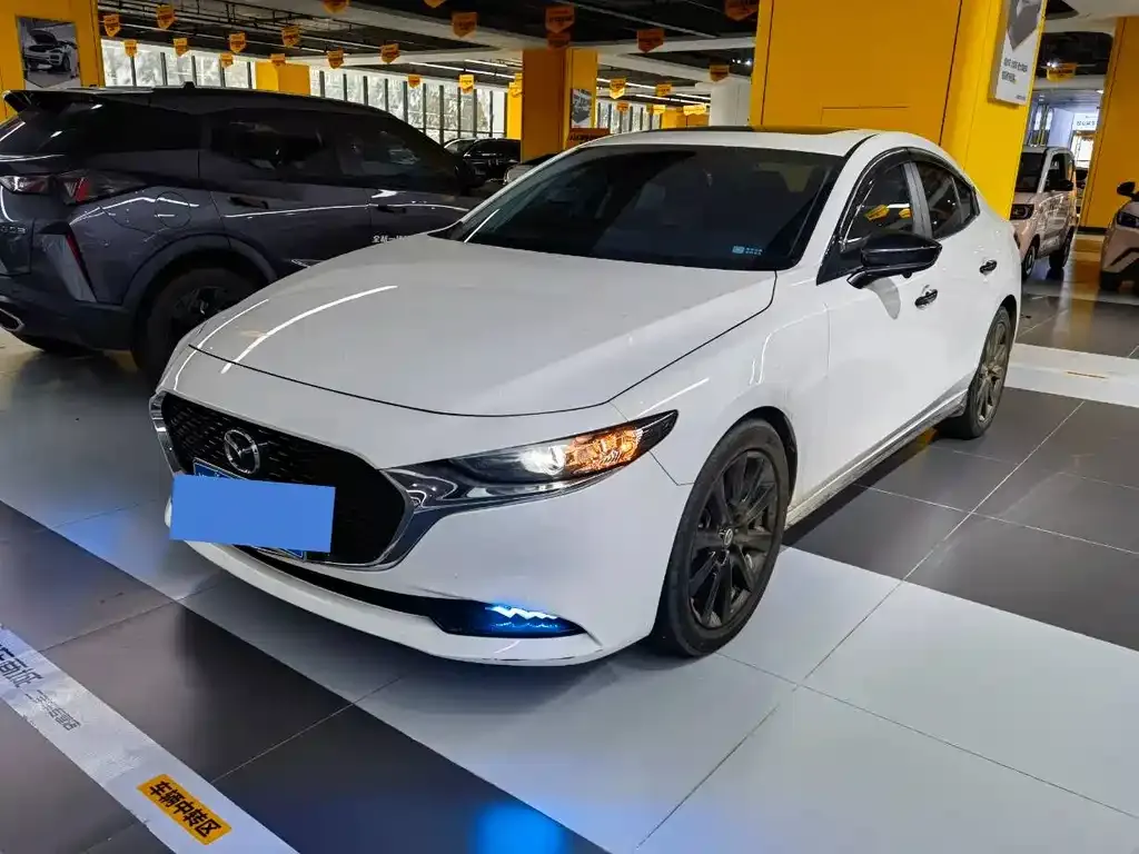 Mazda 3 Axela 2024 из CN, фото 3