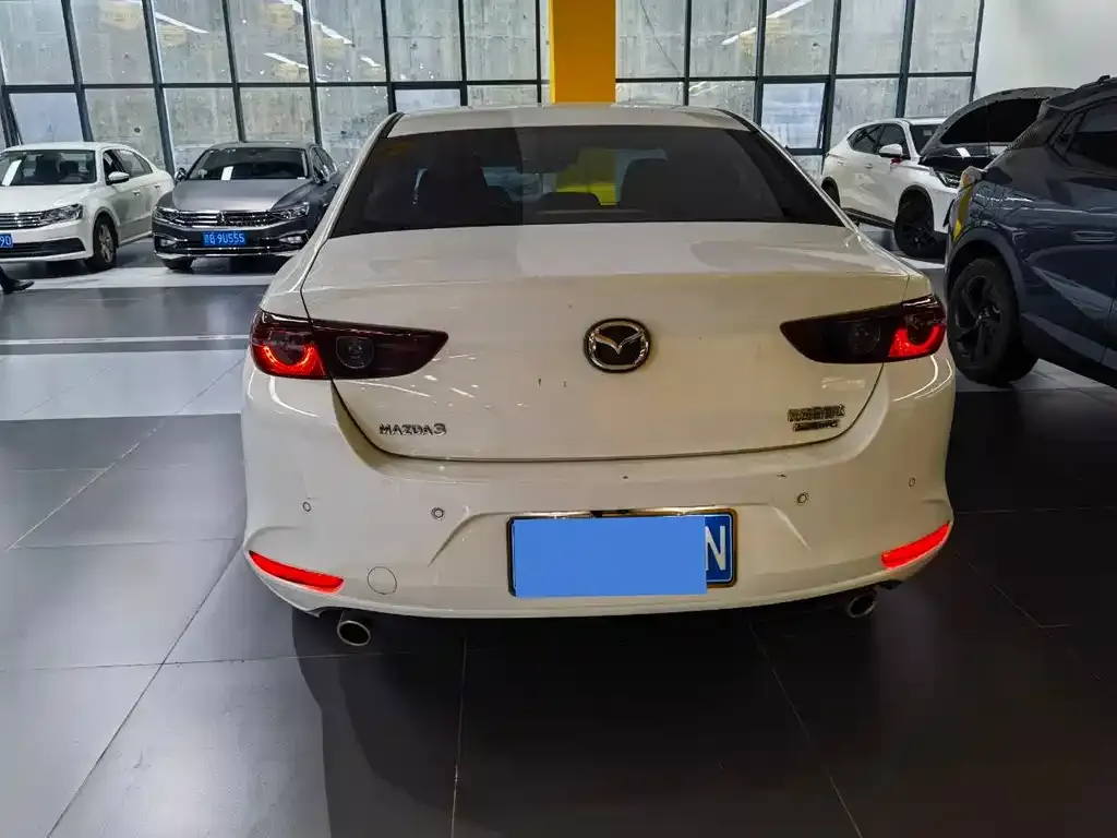 Mazda 3 Axela 2024 из CN, фото 6